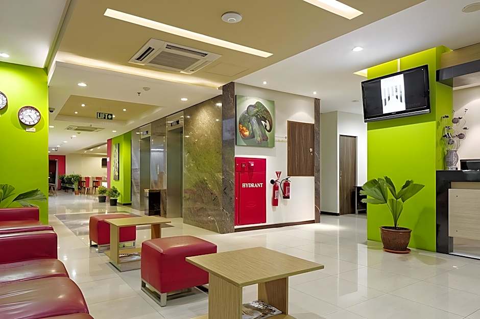 Atrium Premiere Hotel