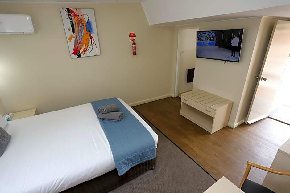 Sleepy Hill Motor Inn
