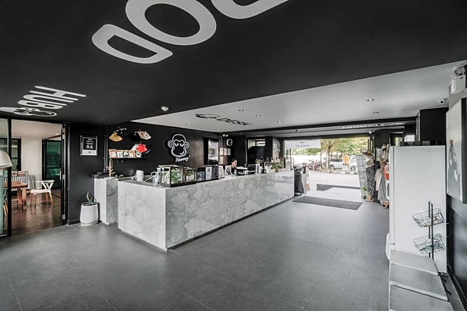 Blu Monkey Hub And Hotel Phuket