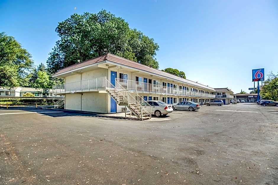 Motel 6-Stockton, CA - North