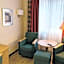Garner Hamburg Wandsbek Marktplatz By IHG