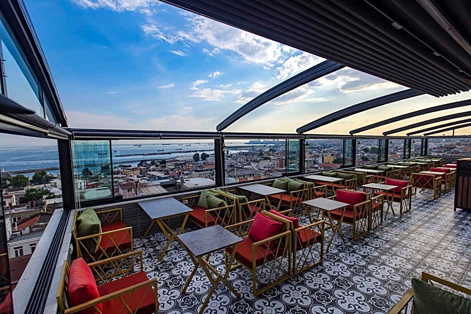 Grand Balyan Hotel & Restaurant