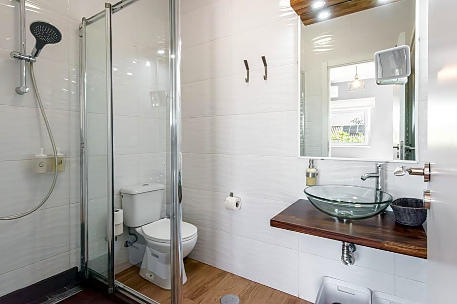 Lagos Uptown Bed & Breakfast