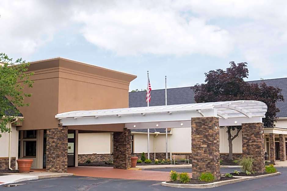 Wyndham Garden Westlake