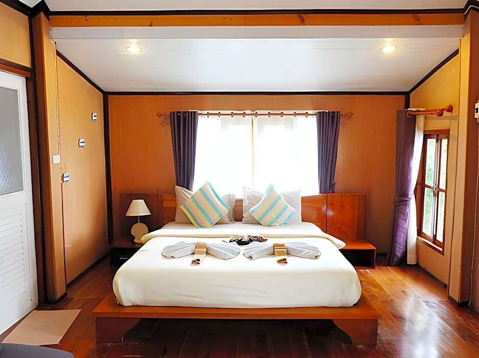 Check In & Chill Out