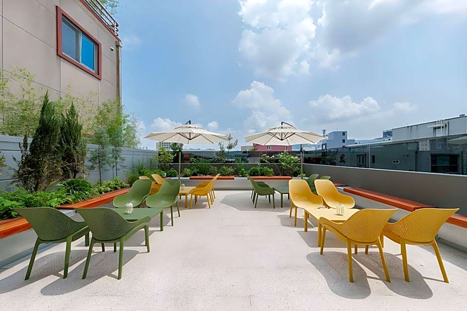 ibis Styles Ambassador Jeonju City Centre