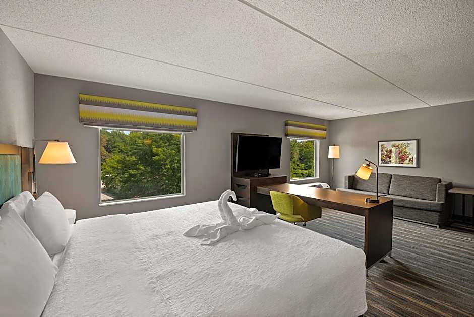 Hampton Inn By Hilton Poughkeepsie