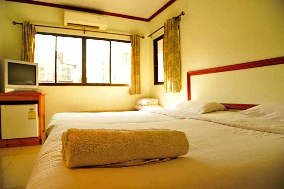Magic House Hostel