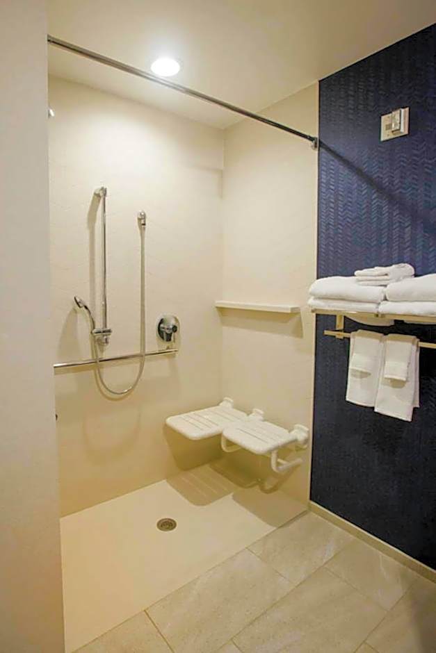 Fairfield Inn & Suites by Marriott Philadelphia Broomall/Newtown Square