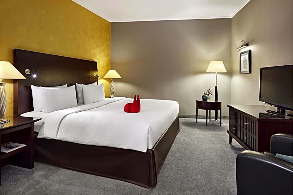 Lindner Hotel Cologne City Plaza, part of JdV by Hyatt