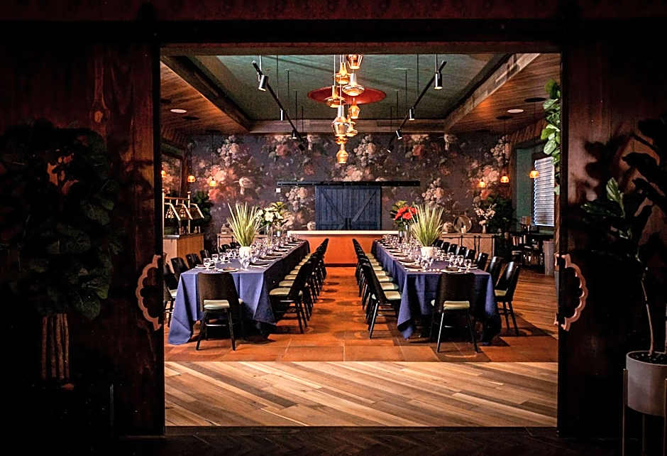 DoubleTree By Hilton Guest Suites & Conf. Center Chicago Downers Grove