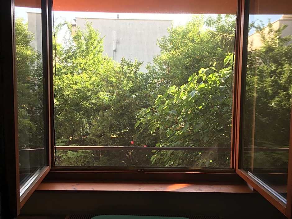 Budapest Garden Hostel - Age limit 39