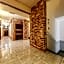 H  Hotel