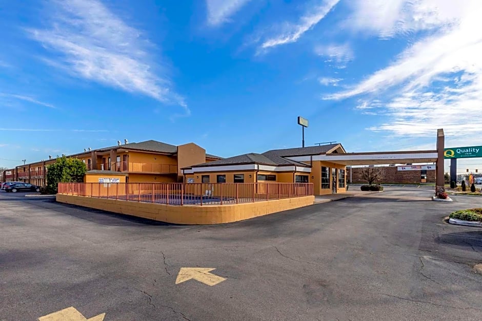 Quality Inn South Duncan