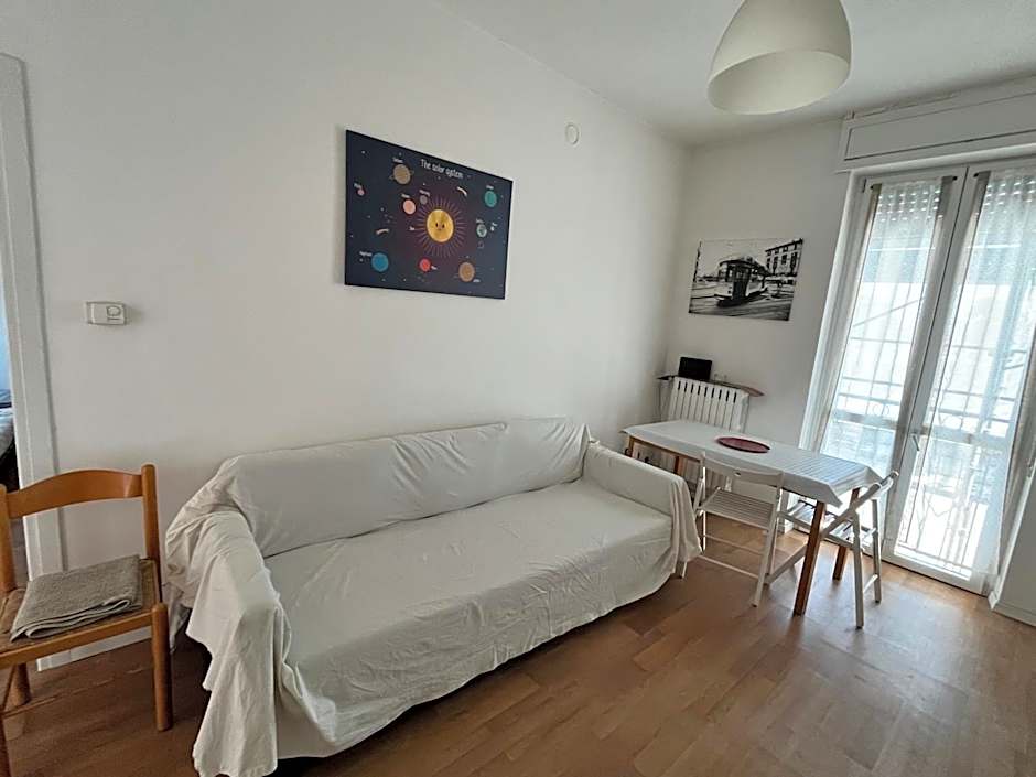 Room Saronno + B&B