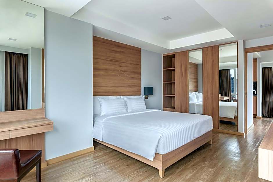 Photo 1 of 5 of Executive 1 Bedroom Suite