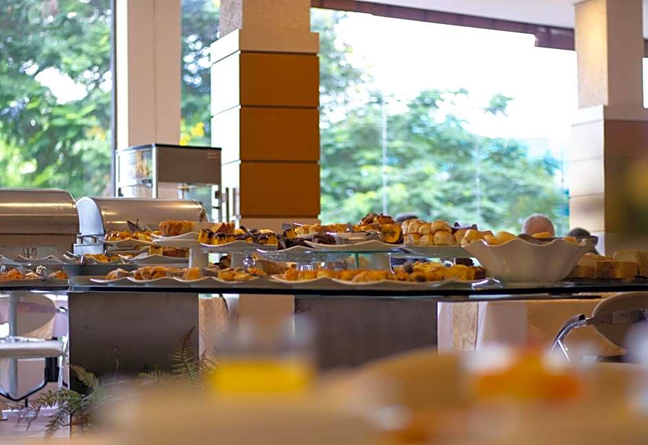 Continental Inn Hotel