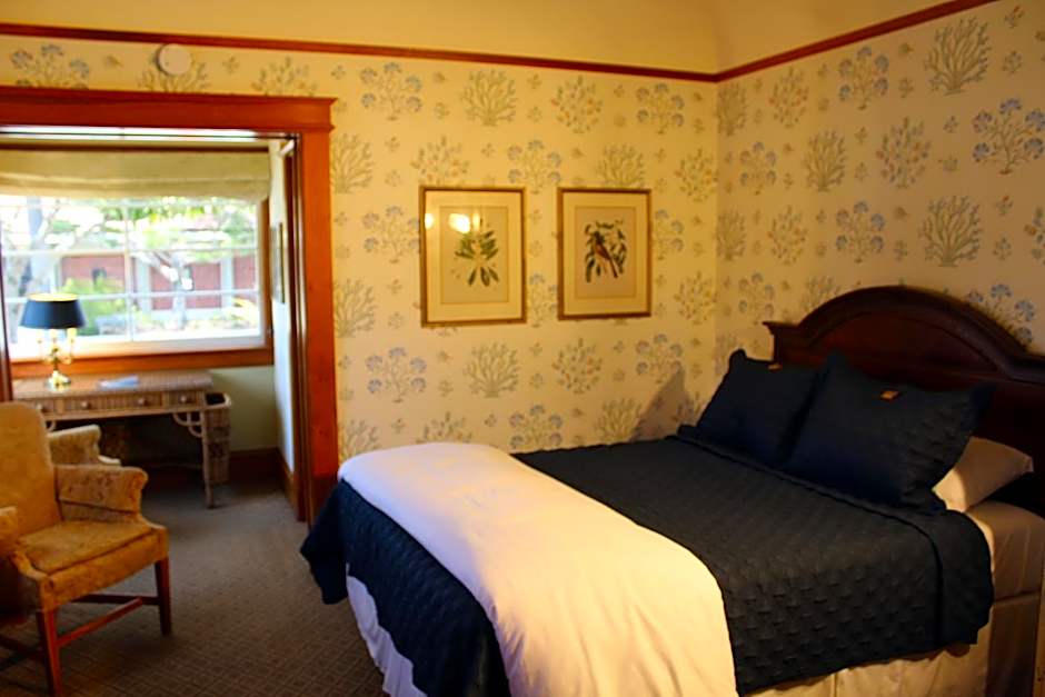 Pacific Grove Inn