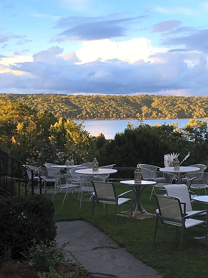 Inn at Taughannock Falls