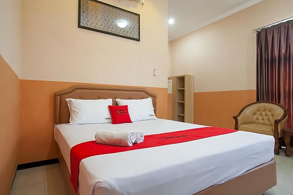 Urbanview Hotel de Kopen Malang by RedDoorz