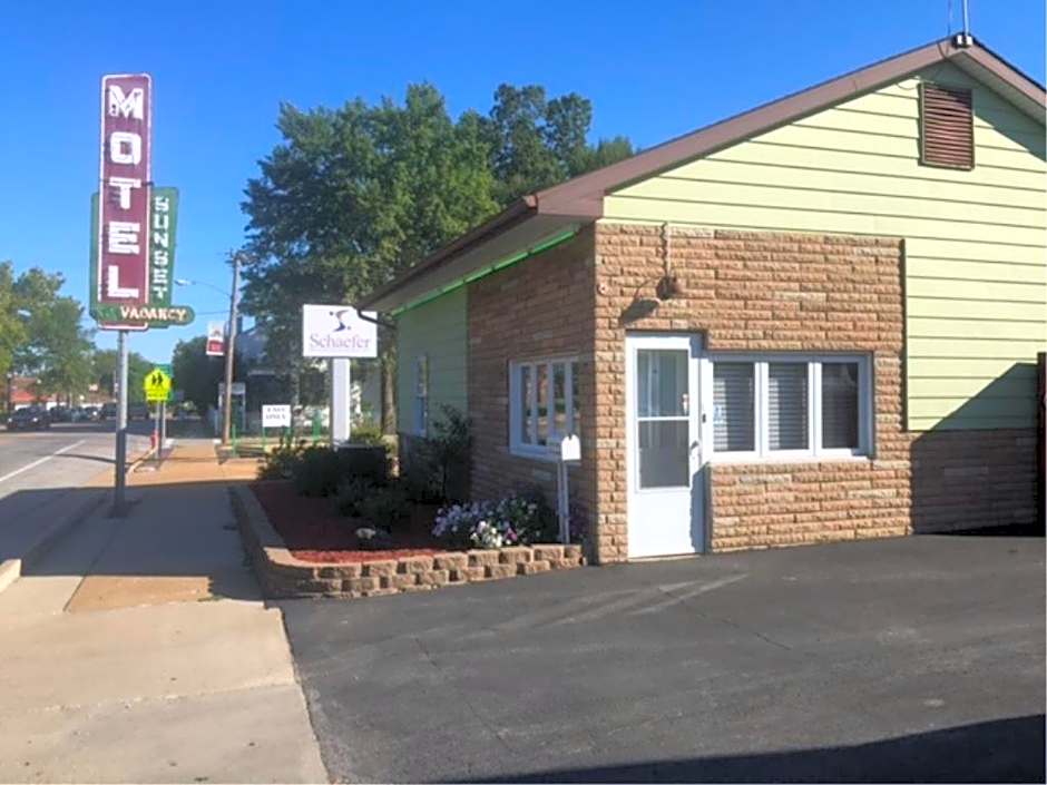 Sunset Motel