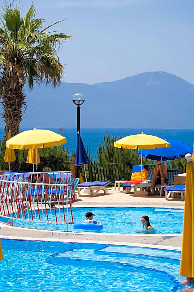 Fantasia Deluxe Hotel