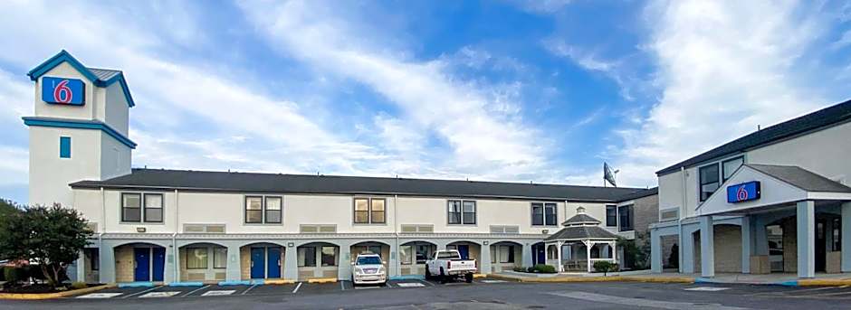 Motel 6-Newark, DE