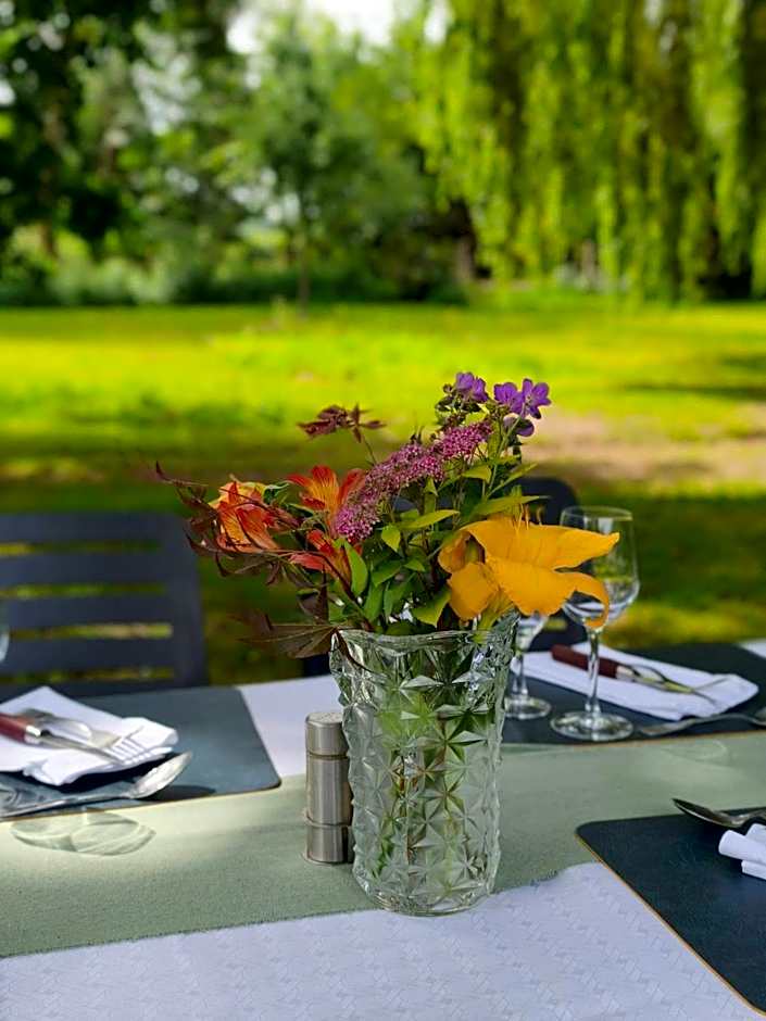 Logis Hôtel De France- Restaurant GRILL