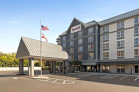 Spark by Hilton Orlando Universal Blvd