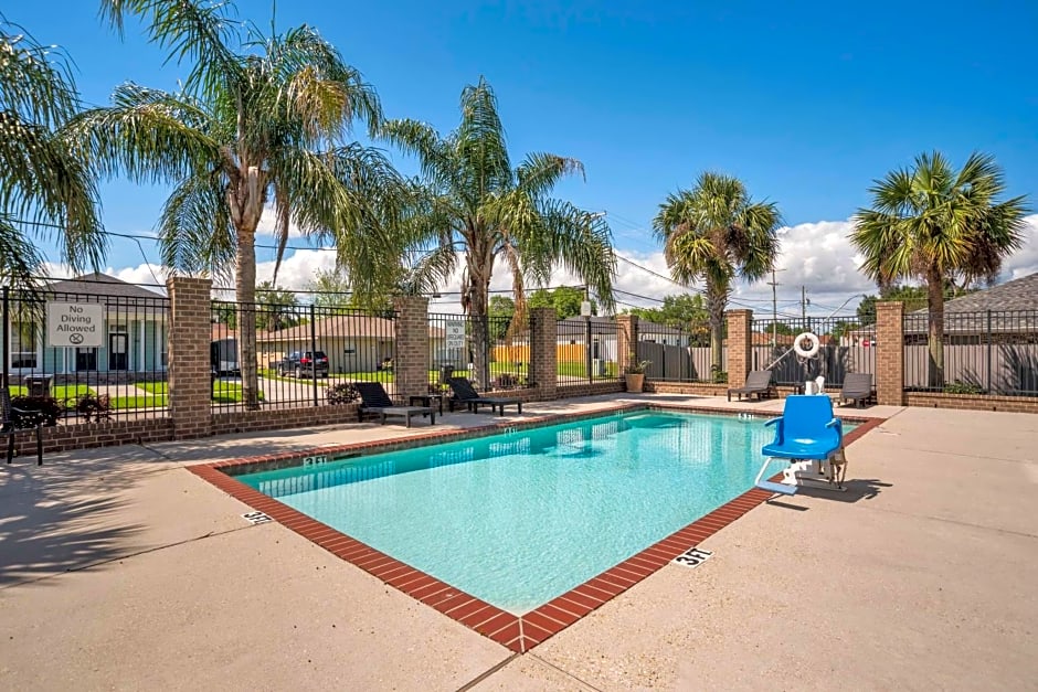 Best Western Plus Chalmette Hotel