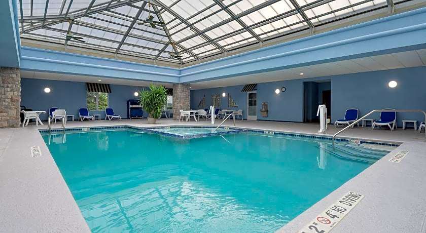 Holiday Inn Express Hotel &amp; Suites Saginaw By IHG