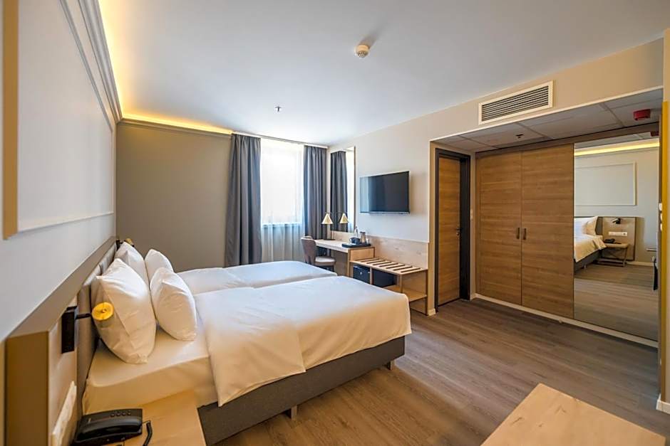 Expo Tower by Mellow Mood Hotels