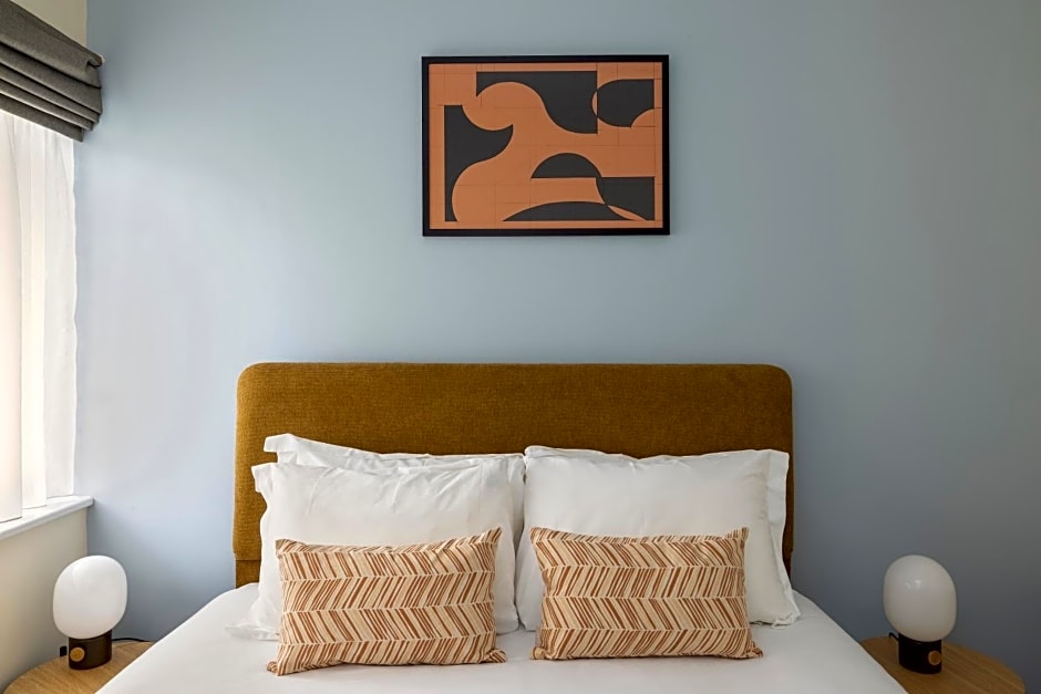 SACO Cardiff Cathedral Road