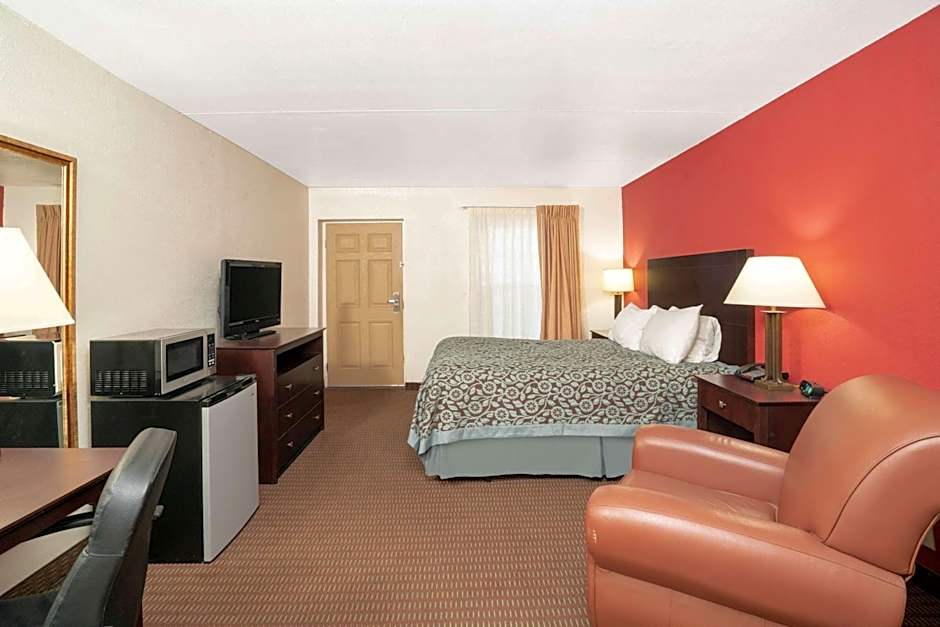 Days Inn by Wyndham Cave City