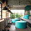 Theorie Hotel Sukhumvit 107 by SLH