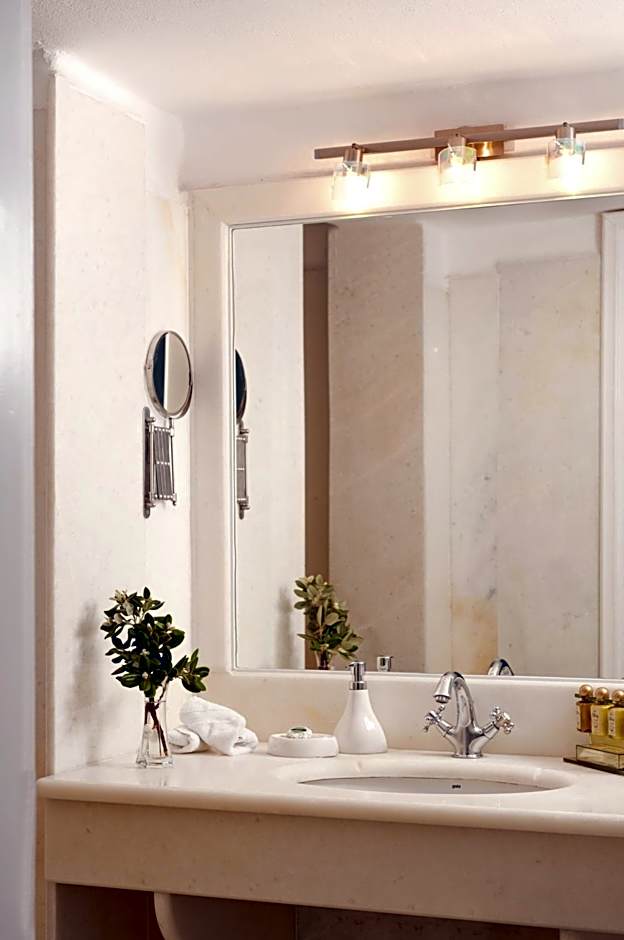 Artemis Villas , Imerovigli