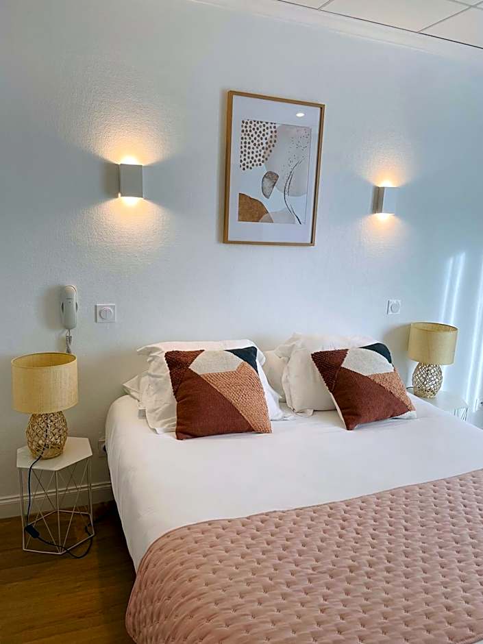 Hôtel Porte Mars - Reims Gare Centre Arena