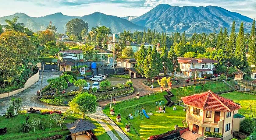 The Jayakarta Cisarua inn and villas