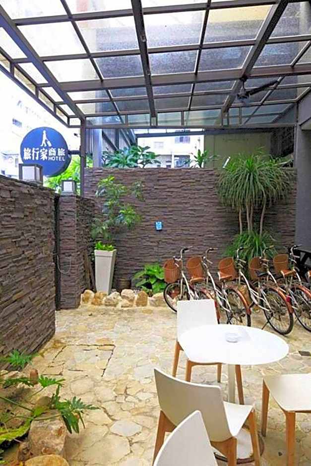 Global Traveler Hotel