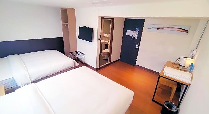 Cloud Izumi Cozy Inn