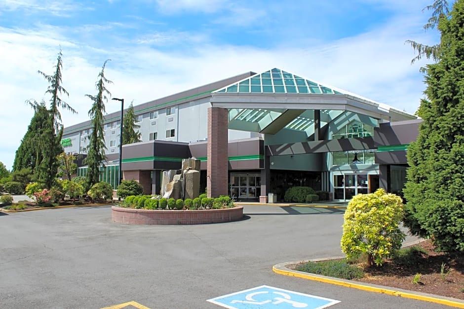 Medallion Inn and Suites