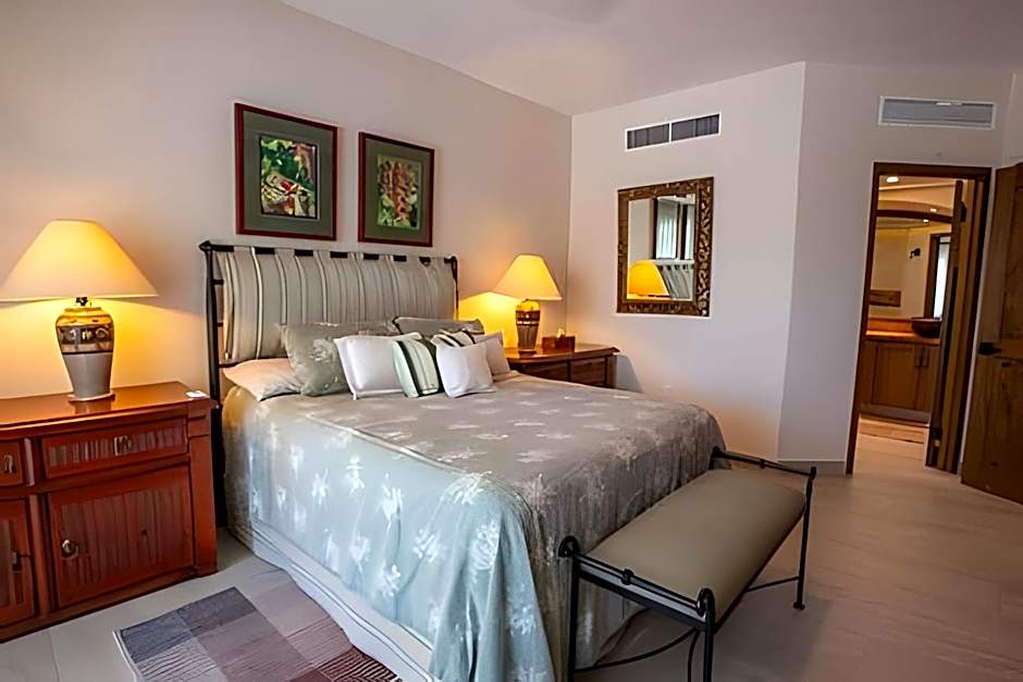 Grand Marina Villas