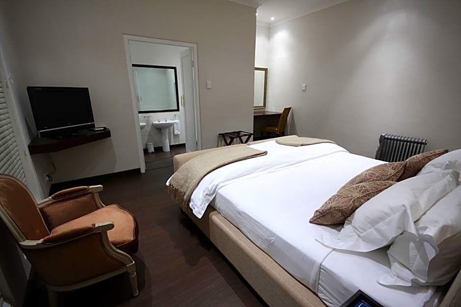 Dundi Lodge