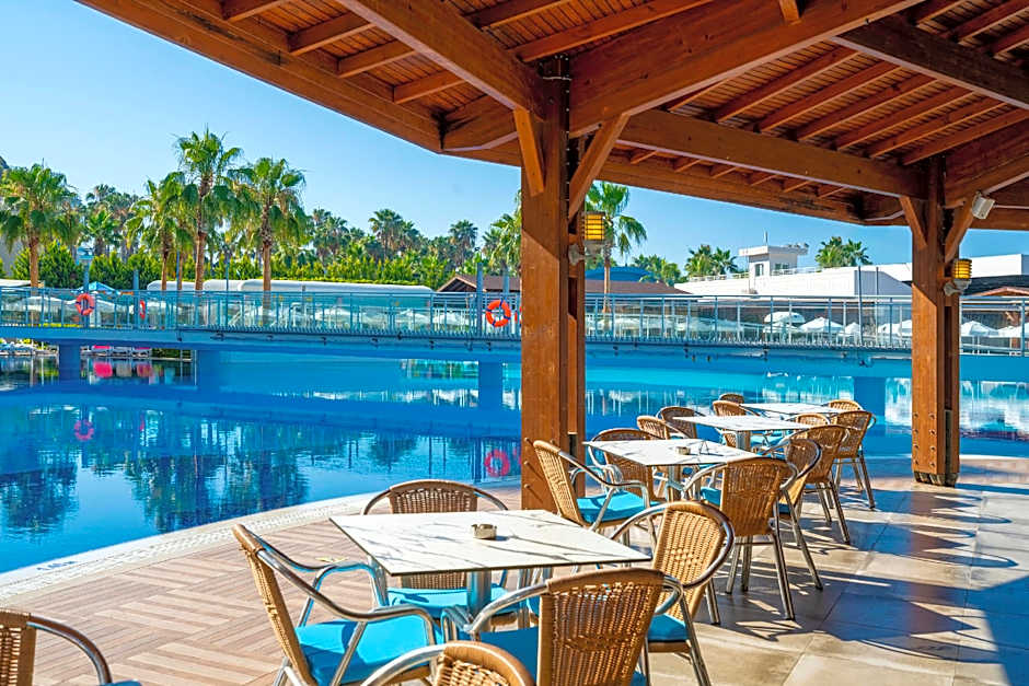 Kirman Sidera Luxury & Spa