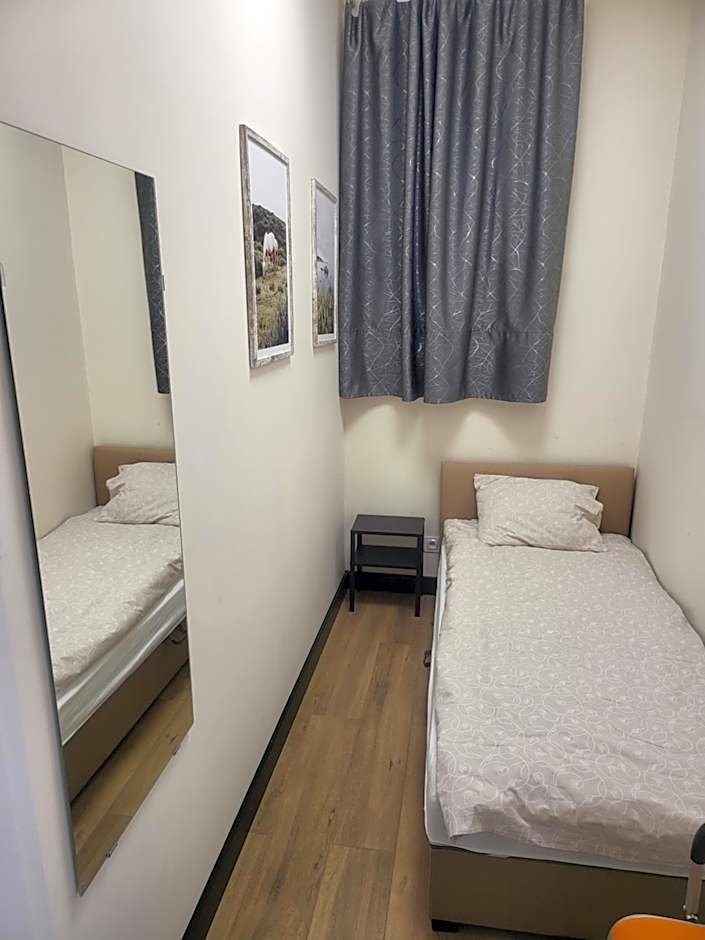 Rooms4Rest Bokserska - Private rooms for tourists - ATR Consulting Sp, z o,o,