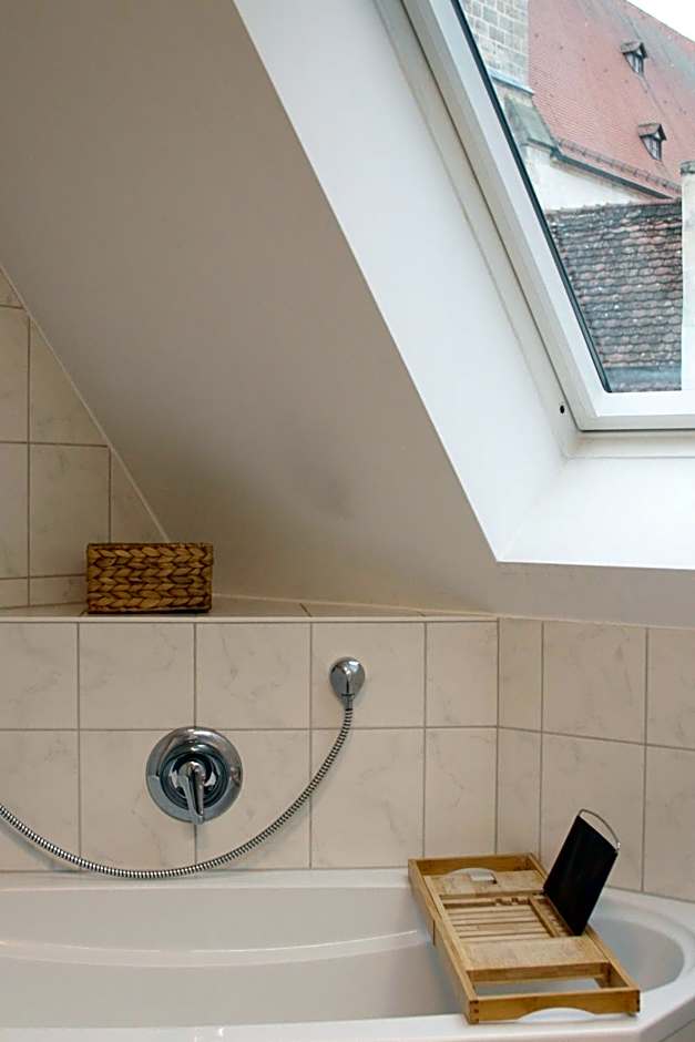 American Ease Apartments - Hahnbach, Vilseck, Weiden