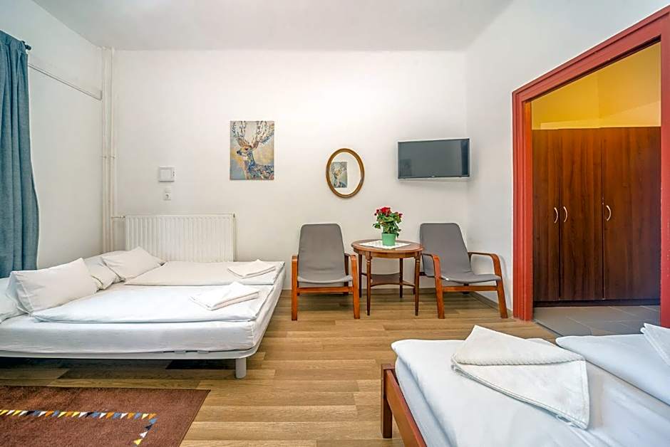 Lipicai Hotel és Étterem