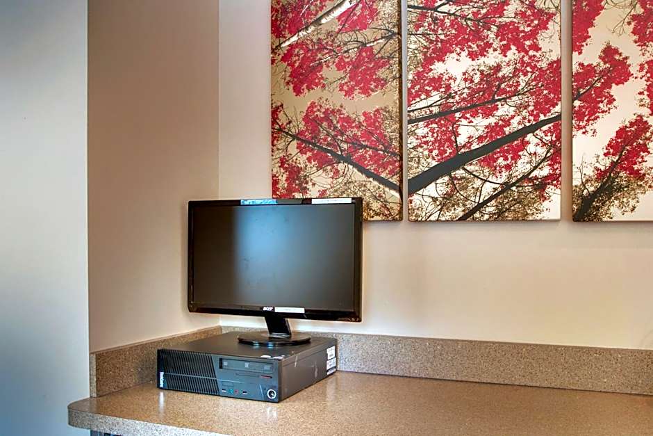  Red Roof Inn St Louis - Westport/ Maryland Heights