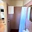Beachcomber Lodge & Backpacker