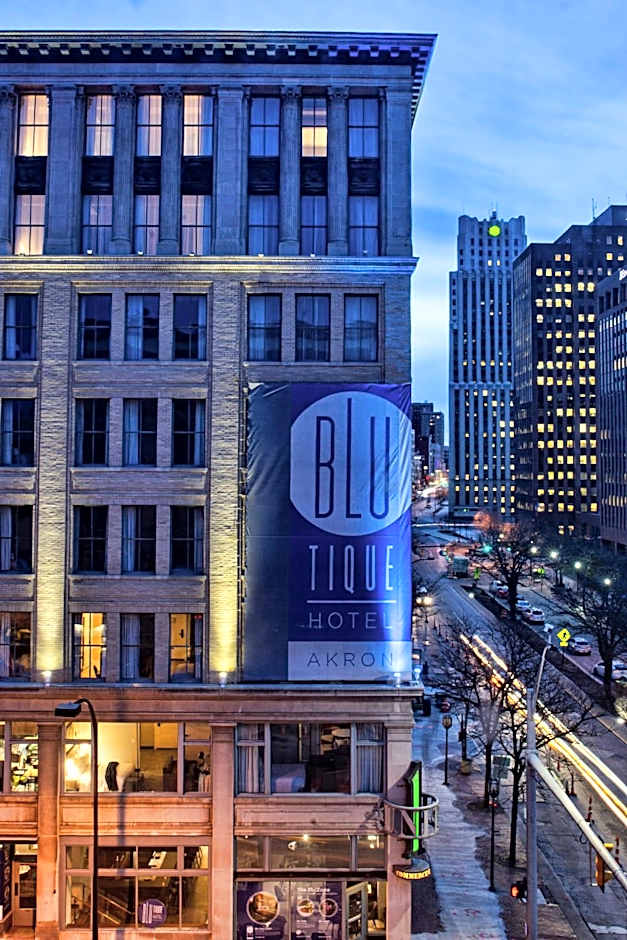 BLU-Tique, Akron, a Tribute Portfolio Hotel
